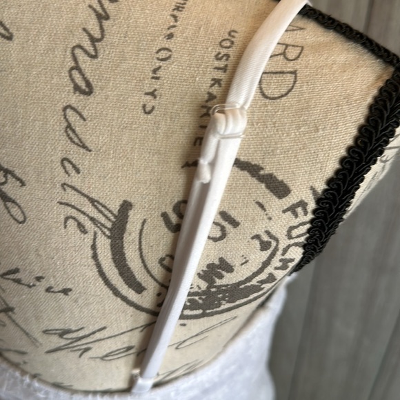 Moa Moa White Camisole Top with Delicate Lace - Picture 5 of 10